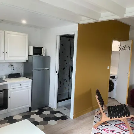 Appartement Duplex Avec Terrasse A 10 Minutes A Pied De La