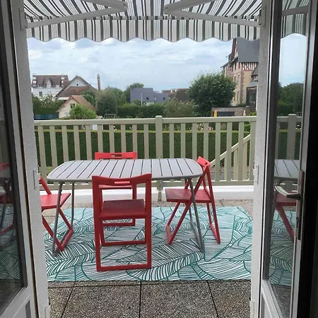 Duplex Avec Terrasse A 10 Minutes A Pied De La *